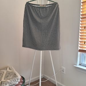 Houndstooth skirt